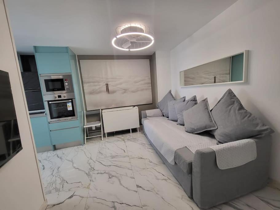 Las Canteras New 2 Bedrooms Flat At The Beach Parking Optional ラスパルマス・デ・グランカナリア エクステリア 写真
