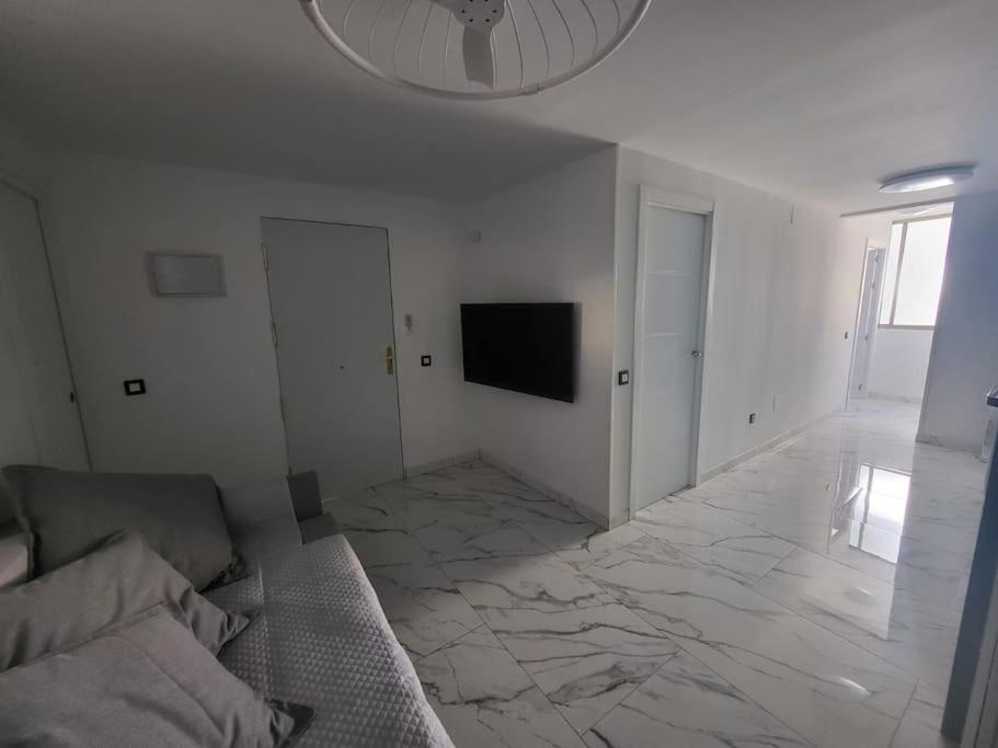 Las Canteras New 2 Bedrooms Flat At The Beach Parking Optional ラスパルマス・デ・グランカナリア エクステリア 写真