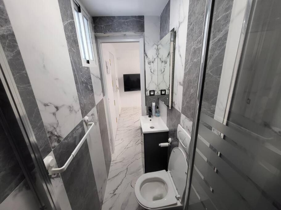 Las Canteras New 2 Bedrooms Flat At The Beach Parking Optional ラスパルマス・デ・グランカナリア エクステリア 写真